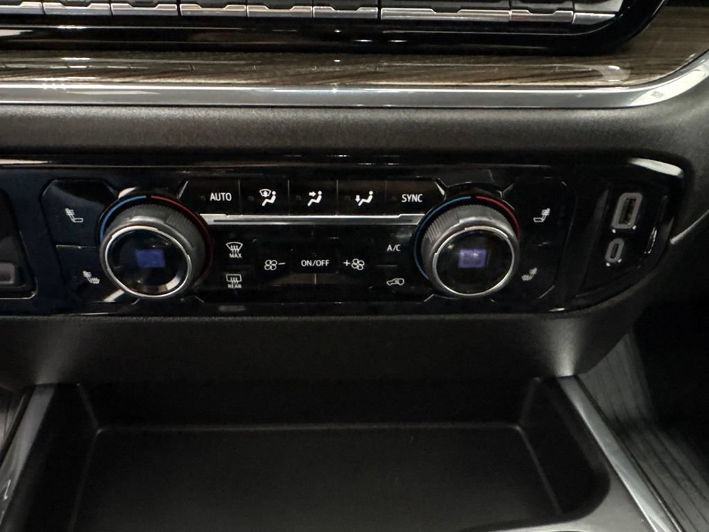 Used 2024 Chevrolet Silverado 1500 LT AWD/4WD image 23