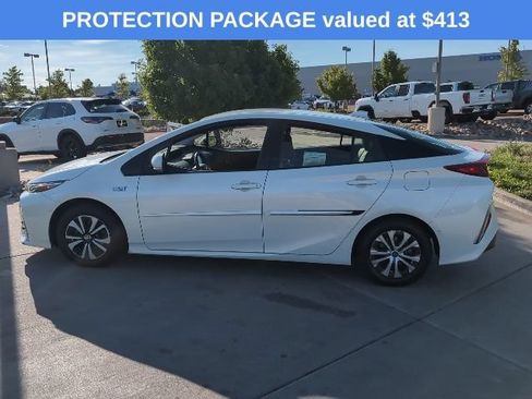 Used 2018 Toyota Prius Prime Advanced w/ Protection Package FWD image 5