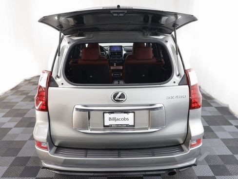 Used 2022 Lexus GX 460 Premium w/ Accessory Package image 20