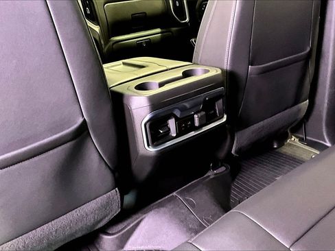Used 2022 Chevrolet Silverado 1500 LTZ w/ LTZ Premium Package AWD/4WD image 12