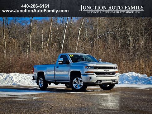 Used 2017 Chevrolet Silverado 1500 LT w/ LT Convenience Package image 1