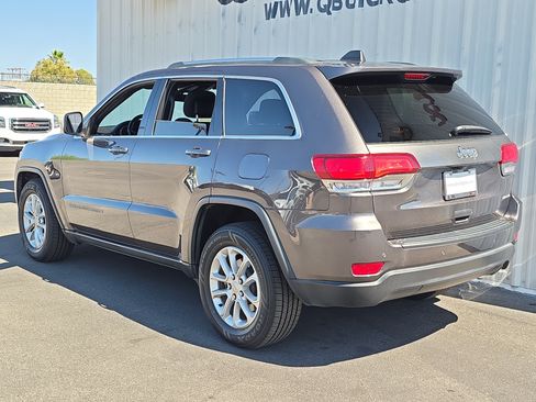 Used 2021 Jeep Grand Cherokee Laredo RWD image 5