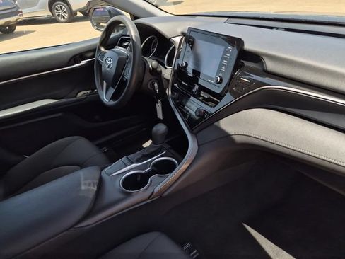 Used 2024 Toyota Camry LE FWD image 11