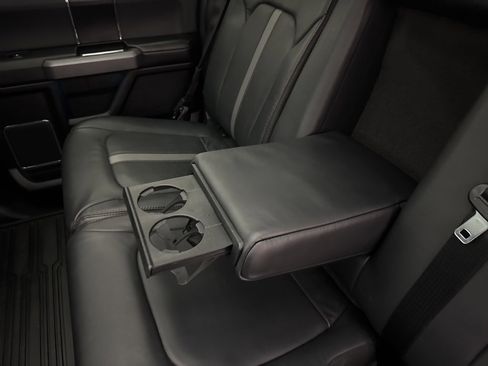 Used 2018 Ford F150 Platinum w/ Equipment Group 701A Luxury image 50