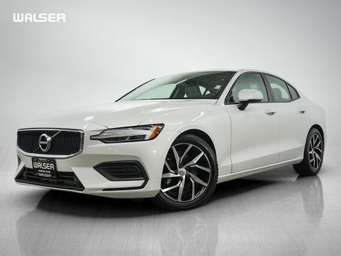 Used 2020 Volvo S60 T5 Momentum w/ Protection Package Premier FWD image 1