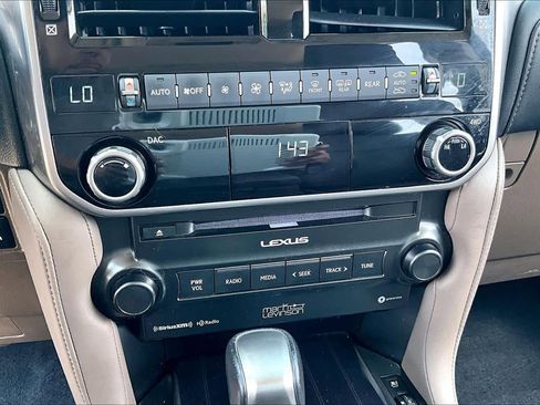 Used 2023 Lexus GX 460 Premium AWD/4WD image 31