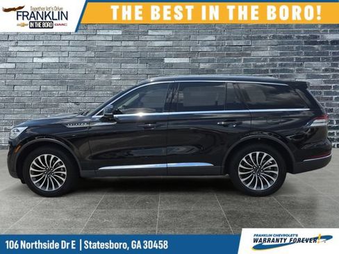 Used 2023 Lincoln Aviator Reserve w/ Equipment Group 201A AWD/4WD image 2