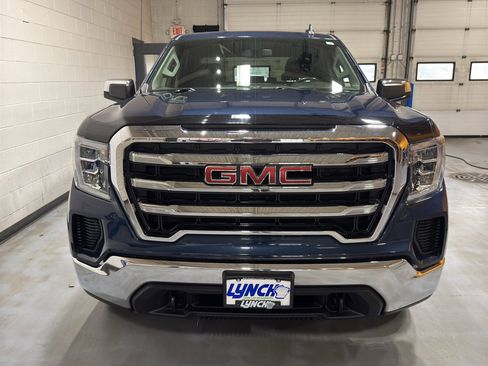 Used 2021 GMC Sierra 1500 SLE w/ X31 Off-Road Package image 9
