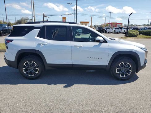 New 2026 Chevrolet Equinox ACTIV w/ Convenience Package III AWD/4WD image 7