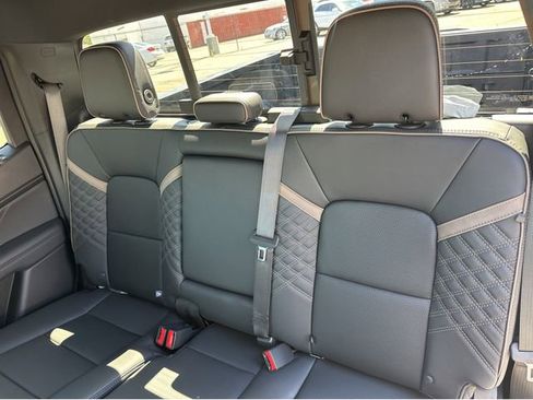 New 2026 GMC Canyon Denali AWD/4WD image 17