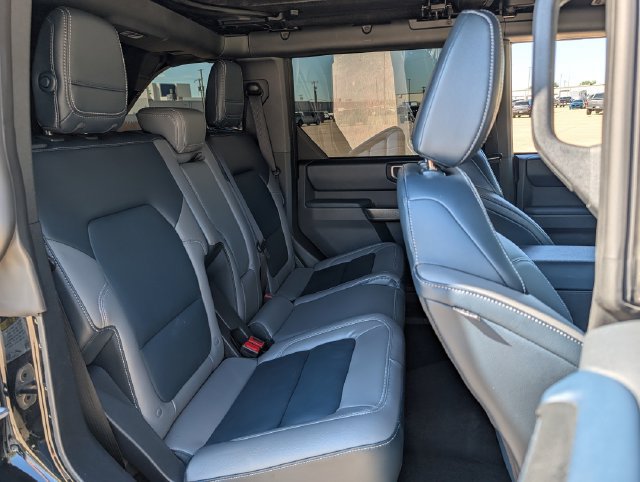 Used 2024 Ford Bronco Outer Banks AWD/4WD image 27