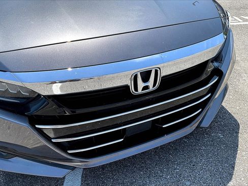 Used 2021 Honda Accord Touring image 30
