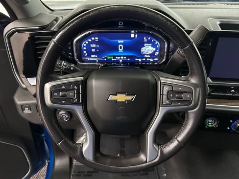 Used 2022 Chevrolet Silverado 1500 RST AWD/4WD image 14
