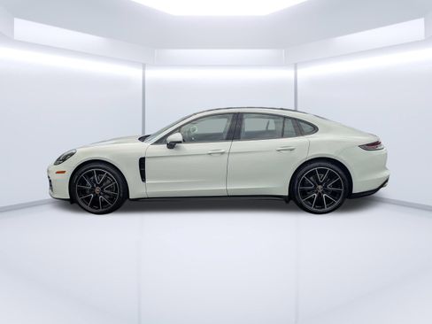 Used 2021 Porsche Panamera 4 w/ Premium Package AWD/4WD image 6