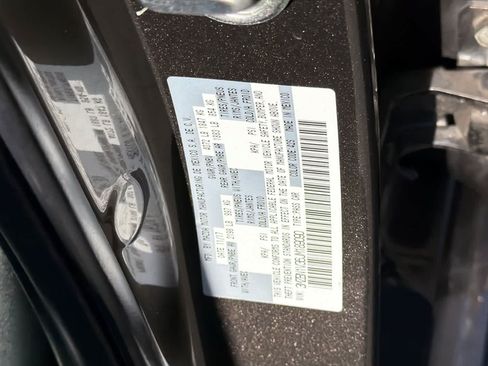 Used 2018 MAZDA MAZDA3 Touring FWD image 31