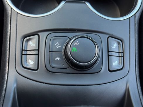 Used 2020 GMC Terrain SLE w/ Driver Convenience Package FWD image 61
