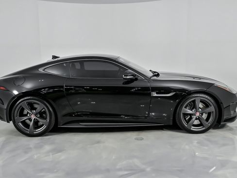 Used 2018 Jaguar F-TYPE 400 Sport image 14