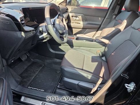 Certified 2026 Nissan Kicks SR w/ Cold Weather Package FWD image 6