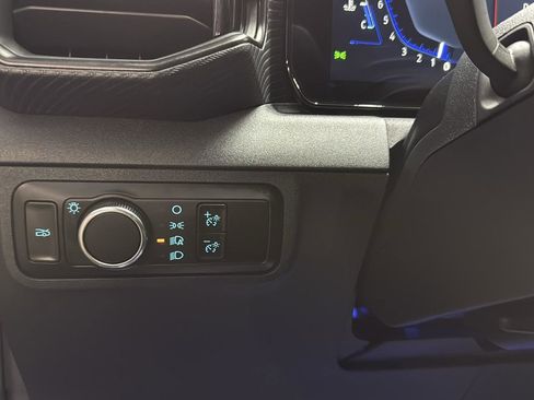 Used 2024 Ford Mustang Dark Horse image 18