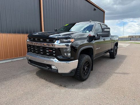 Used 2020 Chevrolet Silverado 2500 LT w/ True North Edition AWD/4WD image 2