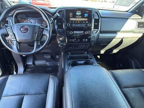 Used 2023 Nissan Titan PRO-4X w/ Pro-4x Convenience Package image 19