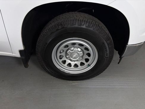 Used 2023 Chevrolet Silverado 1500 W/T w/ WT Value Package RWD image 10