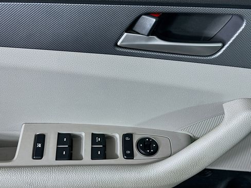 Used 2018 Hyundai Sonata SE FWD image 15