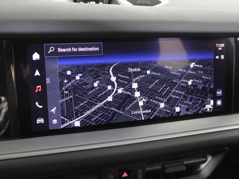 Used 2024 Porsche Cayenne Coupe image 28