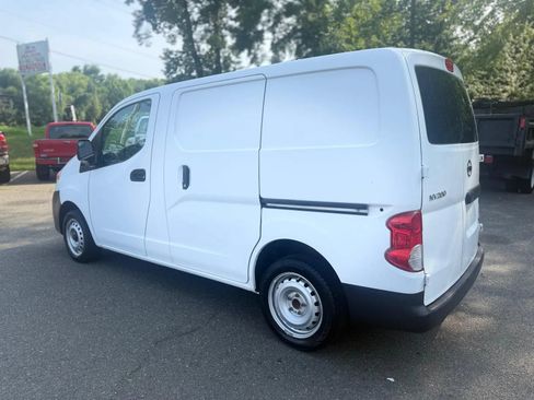 Used 2017 Nissan NV200 S FWD image 5