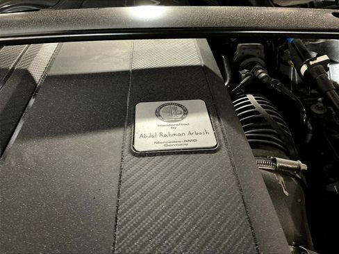 Used 2024 Mercedes-Benz GLC 43 AMG 4MATIC w/ Driver Assistance Package image 32