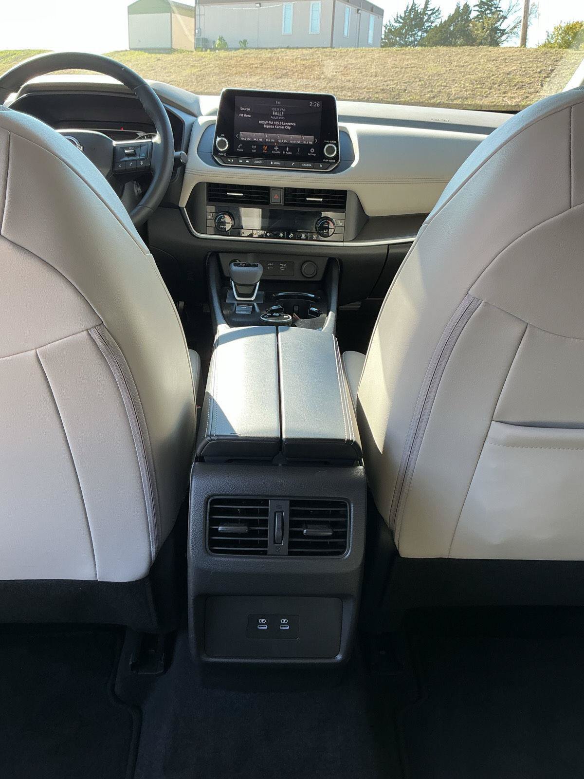 Used 2026 Nissan Rogue SV w/ SV Premium Package AWD/4WD image 19