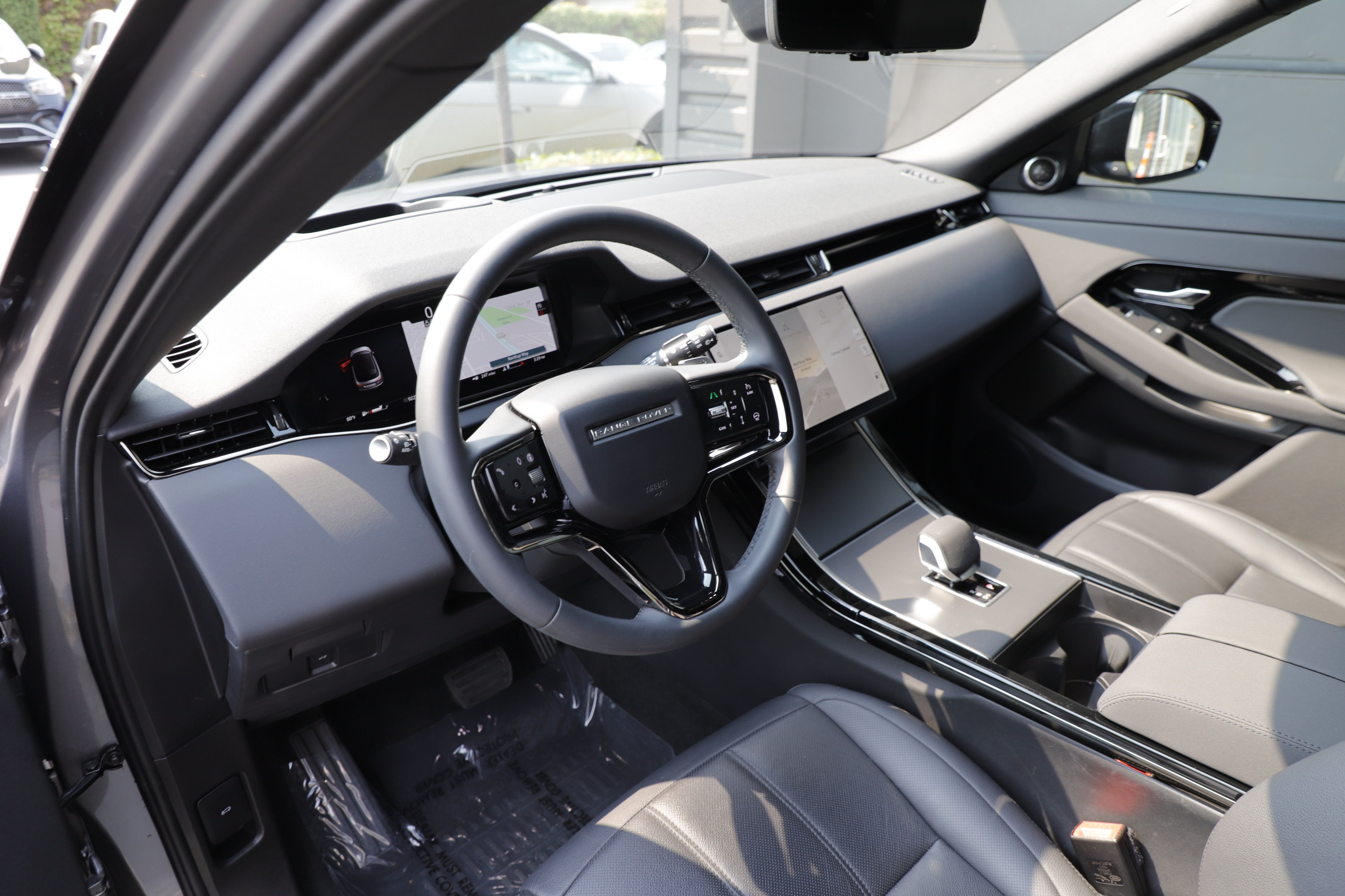 Certified 2026 Land Rover Range Rover Evoque S AWD/4WD image 17
