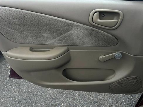 Used 1998 Toyota Corolla LE image 16