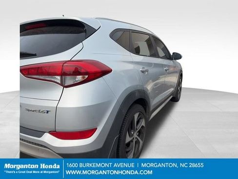 Used 2017 Hyundai Tucson Sport FWD image 5