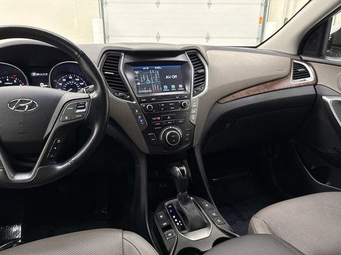 Used 2019 Hyundai Santa Fe XL AWD/4WD image 17