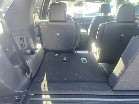 Used 2024 Honda Pilot TrailSport image 14