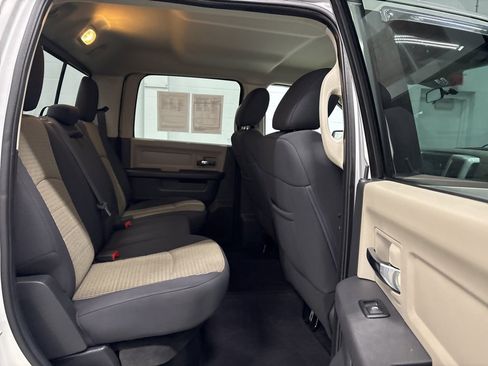 Used 2012 RAM 1500 Big Horn w/ Remote Start & Security Group image 32