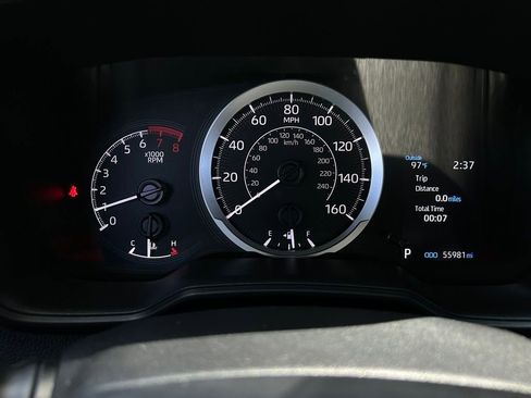 Used 2021 Toyota Corolla LE FWD image 22