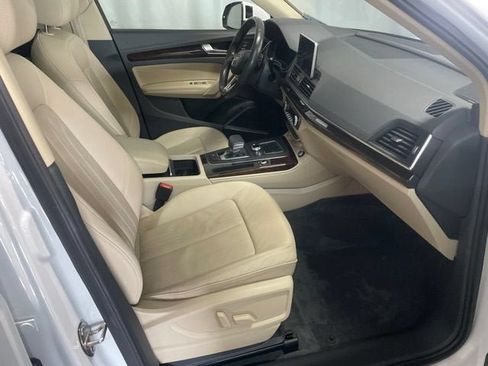 Used 2019 Audi Q5 Prestige w/ Prestige Package AWD/4WD image 4