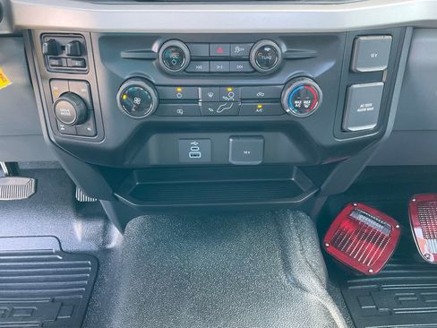 New 2025 Ford F350 XL w/ XL Chrome Package image 29
