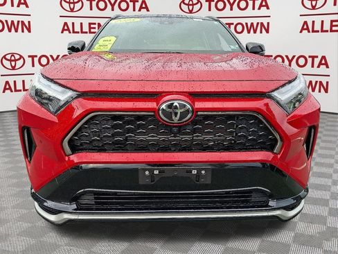 Used 2025 Toyota RAV4 XSE w/ Premium Package AWD/4WD image 2