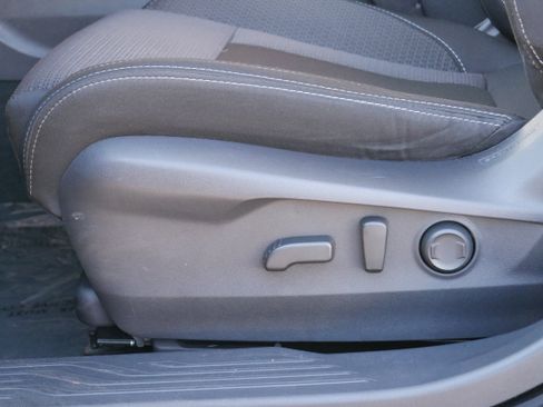 Used 2021 Subaru Outback Premium image 13