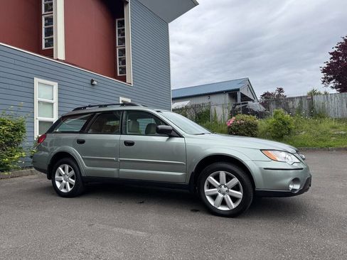 Used 2009 Subaru Outback 2.5i Special Edition AWD/4WD image 7
