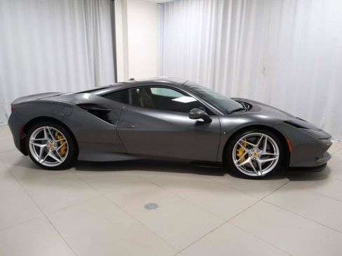 Certified 2021 Ferrari F8 Tributo image 8