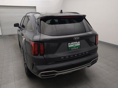 Used 2021 Kia Sorento S FWD image 6
