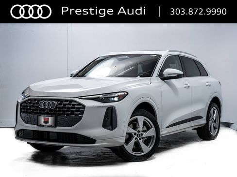 Used 2025 Audi Q5 Premium Plus w/ Premium Plus AWD/4WD image 1