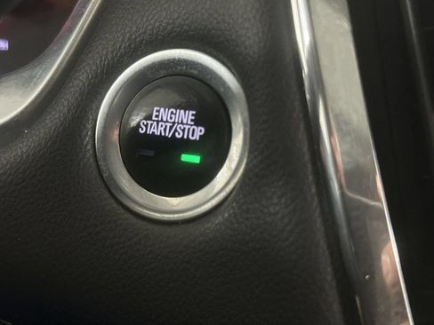 Used 2018 Chevrolet Traverse LT AWD/4WD image 47