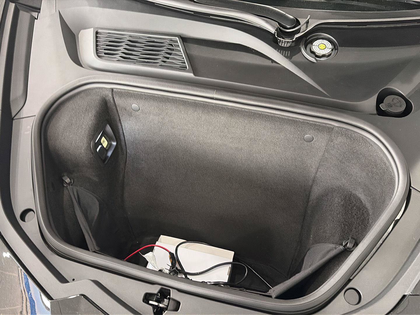 Used 2025 Chevrolet Corvette Z06 RWD image 16