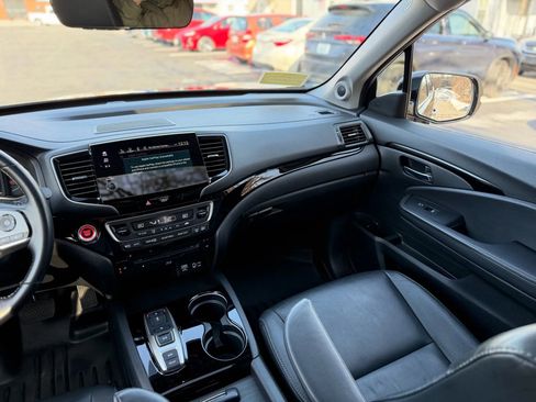 Used 2020 Honda Pilot Touring image 56