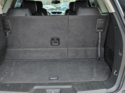 Used 2016 Chevrolet Traverse LT image 6